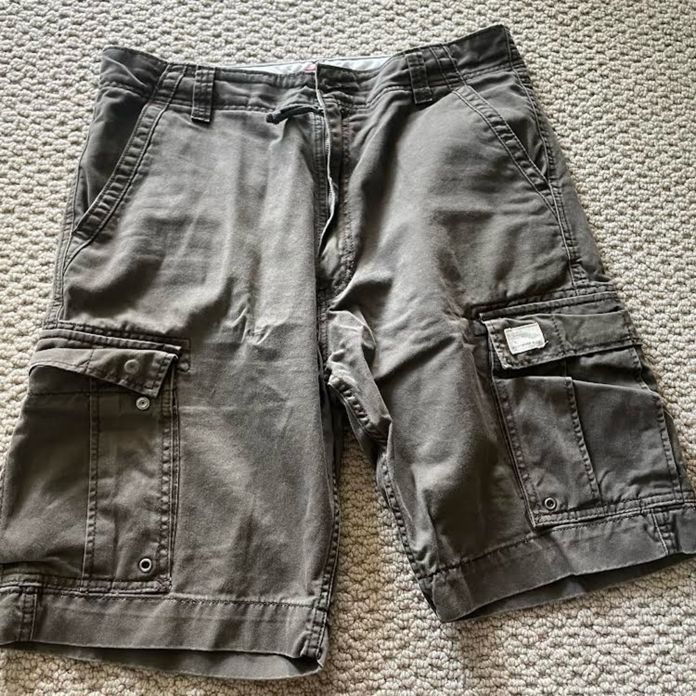 Levi’s cargo shorts
